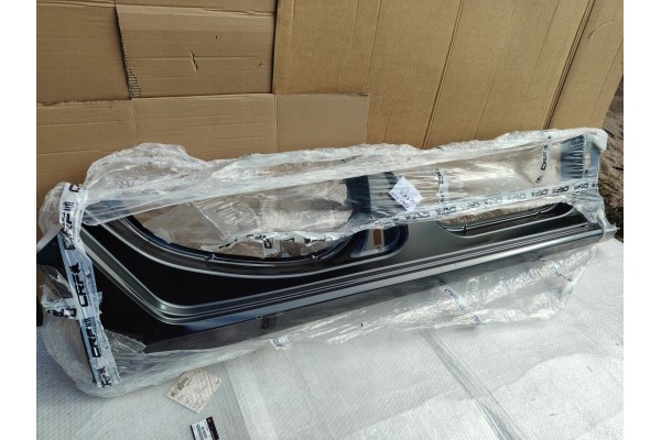 RENAULT MEGANE IV THRESHOLD POST RIGHT NEW ORG 764609241R Packaging status original