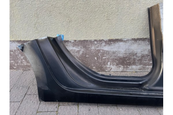 PEUGEOT 308 II 2 T9 13 STATION WAGON THRESHOLD RIGHT REAR PLATING NEW 1611501880 Catalog number of the part PEUGEOT 308 II 2 T9 