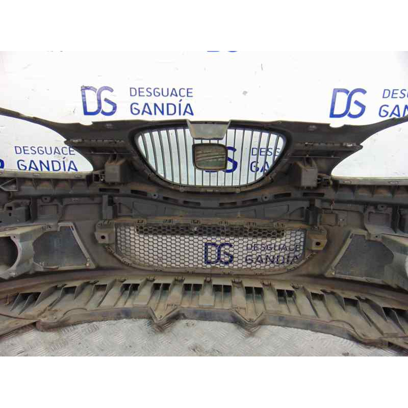 PLATA PARAGOLPES DELANTERO SEAT ALTEA (5P1)