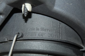 AZUL PARAGOLPES DELANTERO SEAT TOLEDO (5P2)