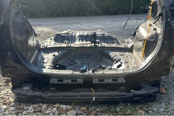 HYUNDAI KONA AND BELT REAR BATH WITH BUMPER BEAM
