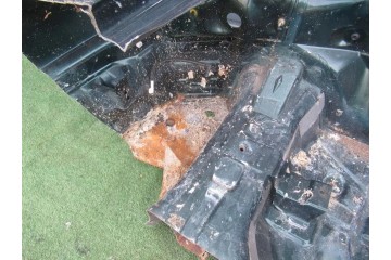 Refuerzo Trasero del Parachoques Mazda MX-5 II NB 1998-2001