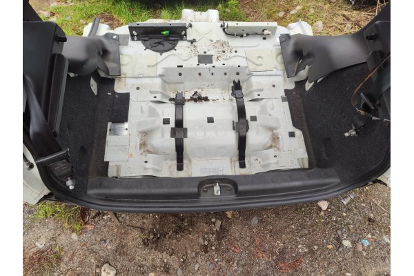 FIAT PANDA III FENDERS VANA BELT REAR FLOOR FENDER QUARTER Part manufacturer Fiat OE