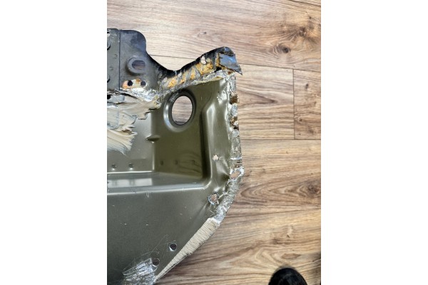 Parachoques trasero perforado Dodge Challenger SRT 2015-2023