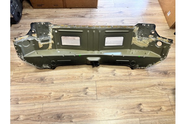Parachoques trasero perforado Dodge Challenger SRT 2015-2023