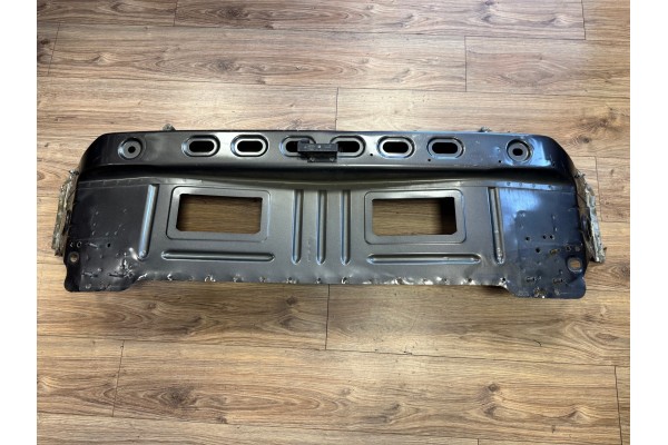 Parachoques trasero perforado Dodge Challenger SRT 2015-2023