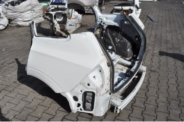 REAR BELT BATHTUB VOLVO XC60 II T6 and T8 Recharge Plug in Hybrid Part manufacturer Volvo OE