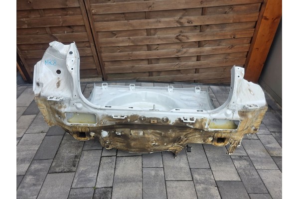 REAR BELT BATHTUB SUZUKI SWIFT MK8 4x4 2017