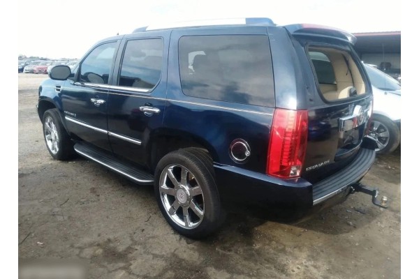 Montaje de Piso del Asiento Trasero para CADILLAC ESCALADE III 6.2 V8 