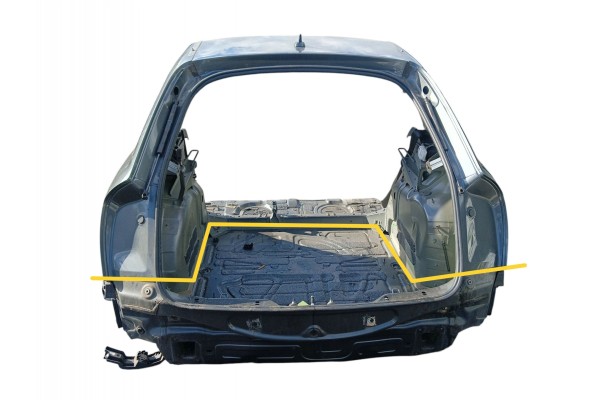 REAR BELT BATH AUDI Q3 AND 8U 2011 2014 PAINT CODE LZ7S