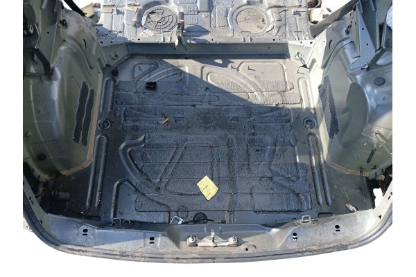 REAR BELT BATH AUDI Q3 AND 8U 2011 2014 PAINT CODE LZ7S Version European