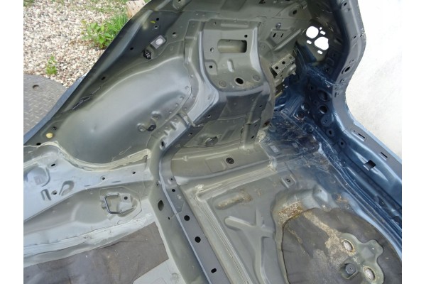 MAZDA 3 III HB BM BELT REAR BATH PAINT CODE 42B 2013 2018 Car type passenger cars