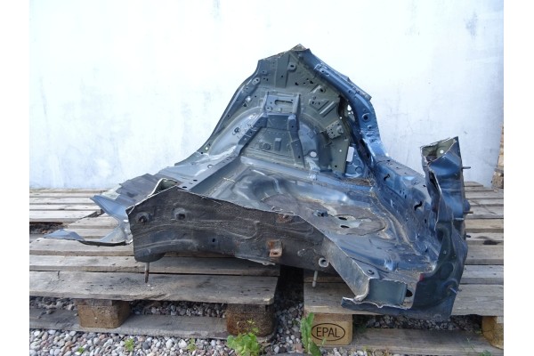 Parachoques Trasero Mazda 3 III HB BM Código de Pintura 42B 2013-2018