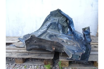 Parachoques Trasero Mazda 3 III HB BM Código de Pintura 42B 2013-2018