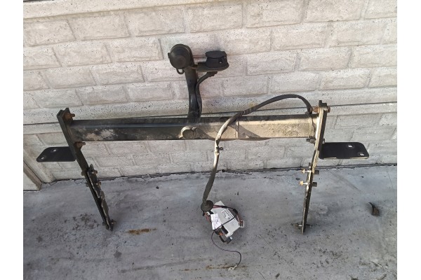 Gancho de remolque FORD MK5 LIFT STATION WAGON 2020 DS7J-19D520-DC