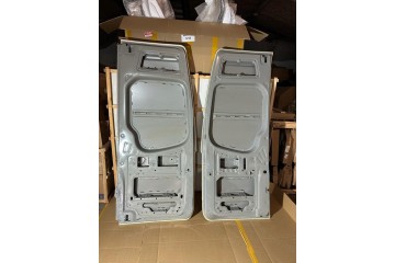 mercedes sprinter 906 door left rear max Catalog number of the part A9067402300