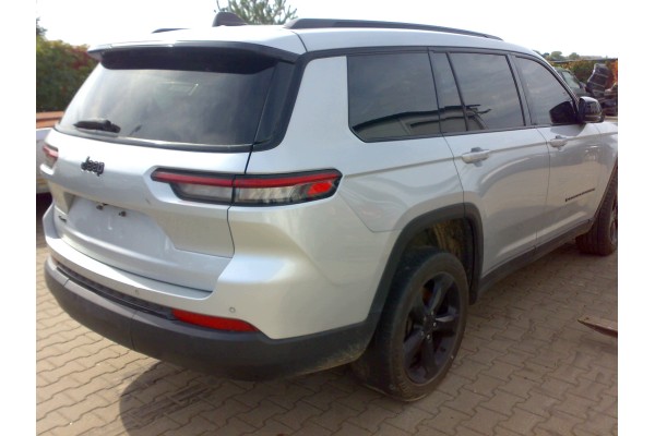 JEEP GRAND CHEROKEE WL LONG 2021 MUDGUARD REAR QUARTER FLOOR BELT