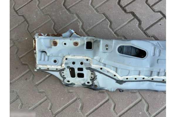 Barra de refuerzo trasera para parachoques trasero Toyota Corolla Cros
