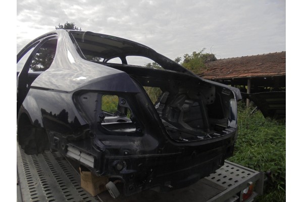 Mercedes W204 Lift Belt rear bath color 890 Catalog number of the part Mercedes W204 Pas tylny