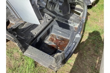 QUARTER Rear Belt Bathtub 2016 MERCEDES C CLASS W205 Packaging status replacement