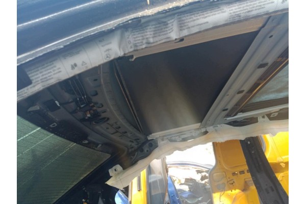 MERCEDES BENZ W204 SEDAN LIFT ROOF PANORAMA Car type passenger cars