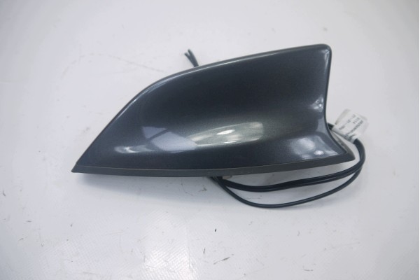 TOYOTA URBAN CRUISER II 26R ROOF ANTENNA BASE SHARK FIN Part manufacturer Toyota OE