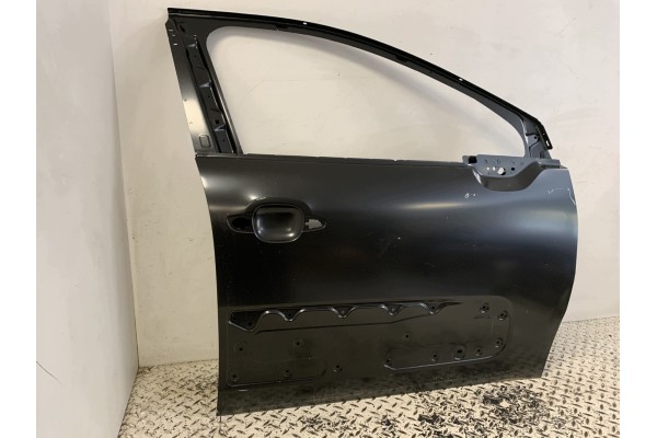 NEW ORIGINAL DOOR RIGHT FRONT CITROEN C3 III 3 16 23 ON STRIP Car type passenger cars