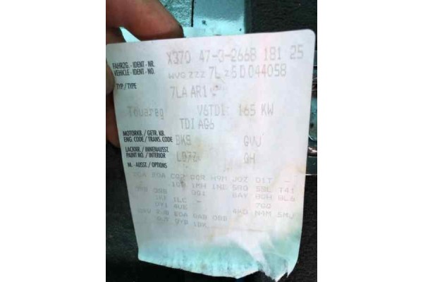 VOLKSWAGEN TOUAREG (7LA) TDI V6