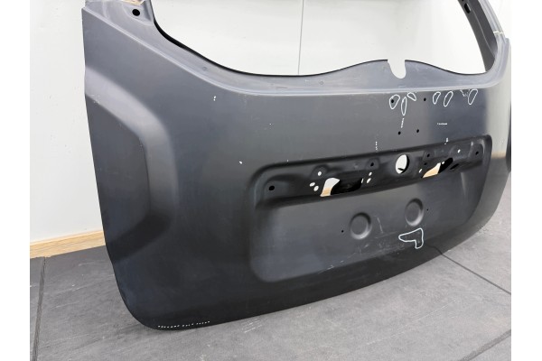 DACIA DUSTER I 2010r 2017r TAILGATE REAR NEW ORIGINAL Quality of parts according to GVO O original with manufacturer s logo OE