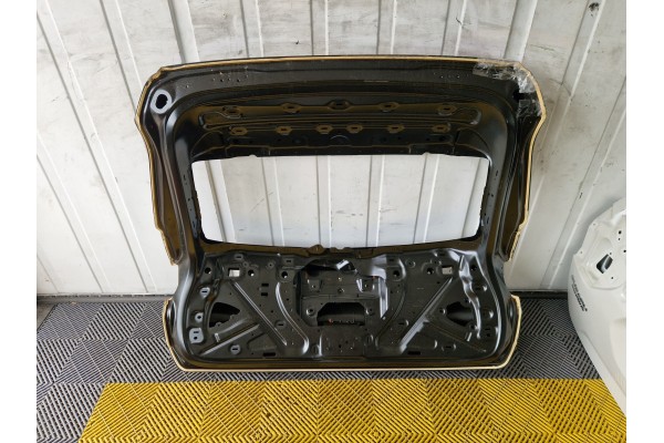 Portón Trasero -- SEAT CUPRA TERRAMAR 578 -- Pieza Original de Servici