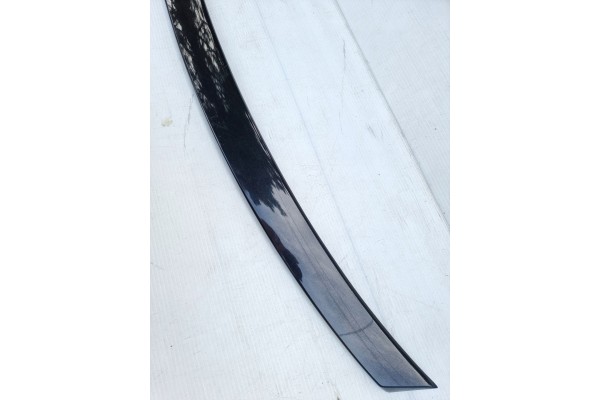 Spoiler lotka klapy bagaznika SKODA OCTAVIA III 3 5E5827470 Car type passenger cars