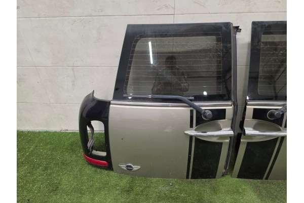 MINI R55 DOOR TAILGATE SET COLOR A60 Catalog number of the part MINI R55 DRZWI KLAPA BAGAZNIKA KOMPLET MIRTEX A60