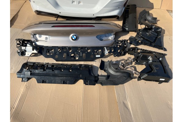 BMW M8 F91 Cabrio 8 G14 klapa bagaznika osona lampa zderzak botnik maska Catalog number of the part BMW 8 G14 Cabrio M8 F91 klap