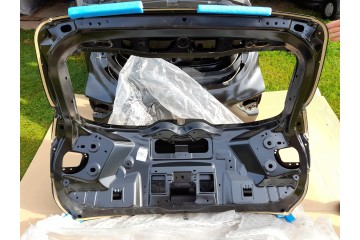 Portón trasero Renault Kadjar - Original nuevo