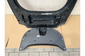 Portón Trasero Mercedes Black Series A190 Carbono