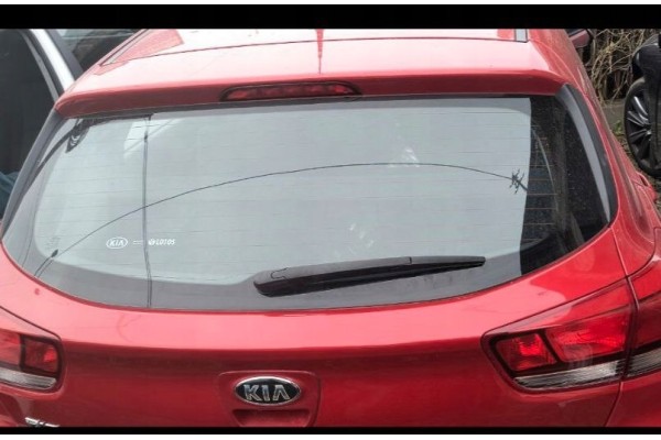 KIA RIO 4 IV 2017 LADNA KLAPA TYL TYLNA KOLOR BEG KOMPLETNA ORG WARSZAWA