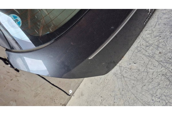 Portón Trasero Peugeot 308 - Código de Pintura KTPD