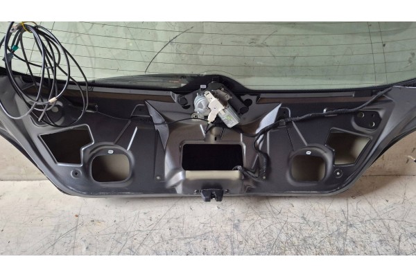 Portón Trasero Peugeot 308 - Código de Pintura KTPD