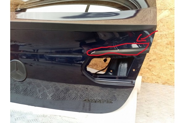 Portón trasero Mercedes GLC C253 W253 890 60 MIC
