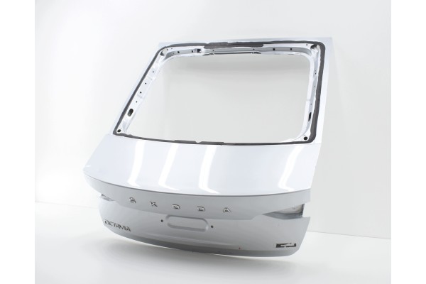 SKODA OCTAVIA IV 5E6 TAILGATE REAR ORG HB SEDAN Catalog number of the part SKODA OCTAVIA IV 5E6 KLAPA BAGAZNIKA TY TYLNA ORG HB 