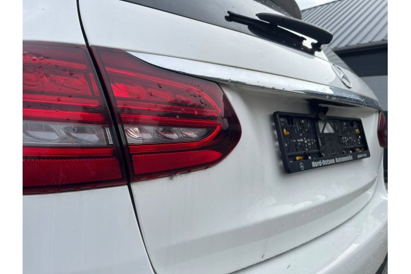 TAILGATE REAR COVER REAR STATION WAGON MERCEDES C W205 C149 149 White Part manufacturer Mercedes Benz OE