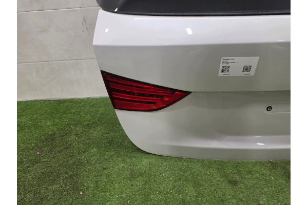 BMW X1 E84 TAILGATE REAR TRUNK LAMP EU COLOR A96 Part manufacturer BMW OE