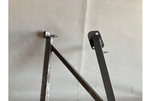 Body mounting LEFT FRONT AUDI R8 420805371A Catalog number of the part 420