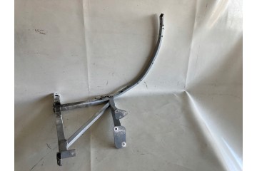 Body mounting LEFT FRONT AUDI R8 420805371A Version European