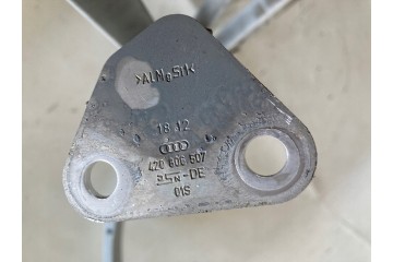 Soporte de carrocería delantero izquierdo Audi R8 420806507