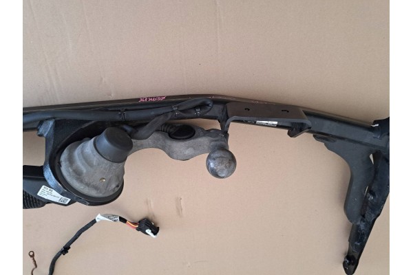 Electric hook Rear Skoda Octavia iv 4 Mk4 station wagon 3J0803881A Part manufacturer Skoda OE