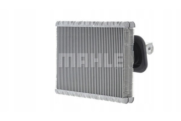 Evaporador MAHLE AE 127 000P para instalación de aire acondicionado