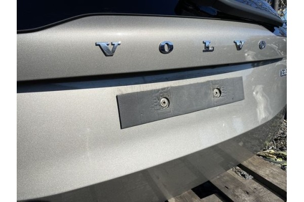 VOLVO XC90 B5 TAILGATE 727 Part manufacturer Volvo OE