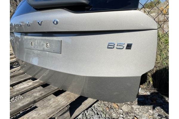 VOLVO XC90 B5 TAILGATE 727 Quality of parts according to GVO O original with manufacturer s logo OE
