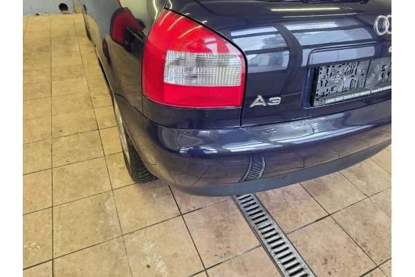 Tapa del maletero trasera Audi A3 8L 1996-2003 color LY5K